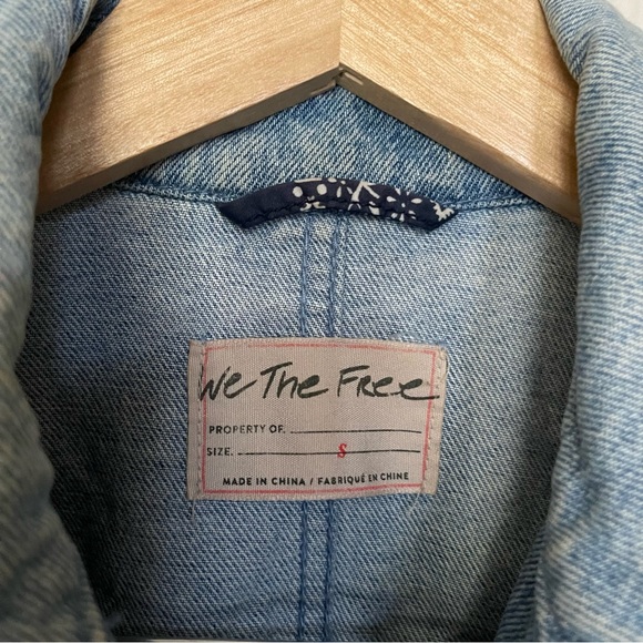 Free People | Patchwork Denim Jean Jacket Size; small - Picture 4 of 8